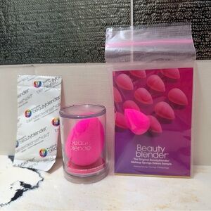 Beauty Blender Makeup Sponge Bundle - New